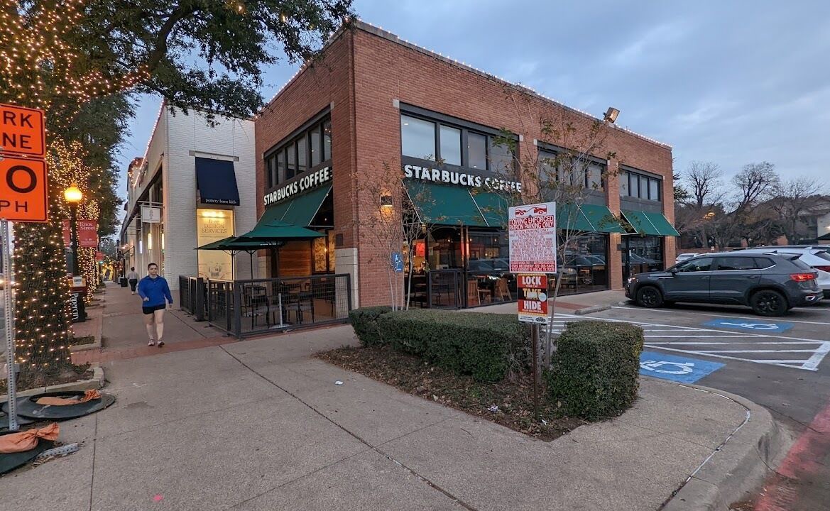Photo of Outdoor in Knox - Henderson