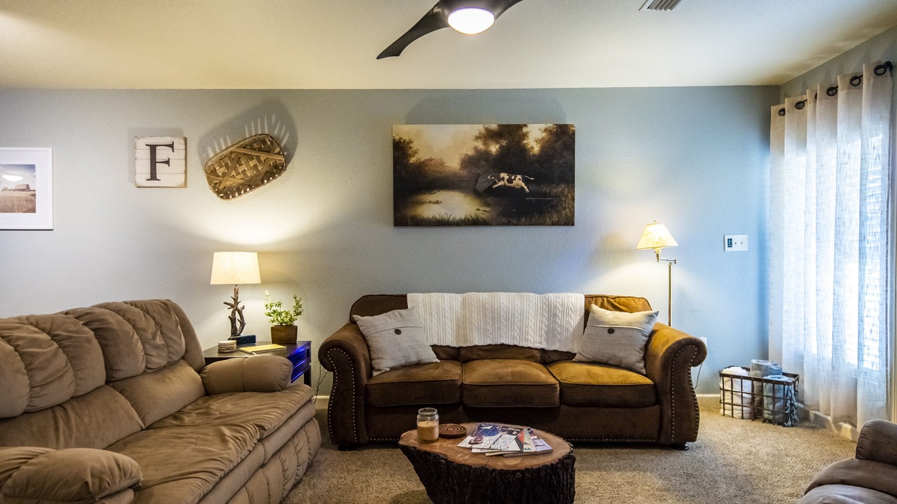 Photo of Livingroom in Elm Mott