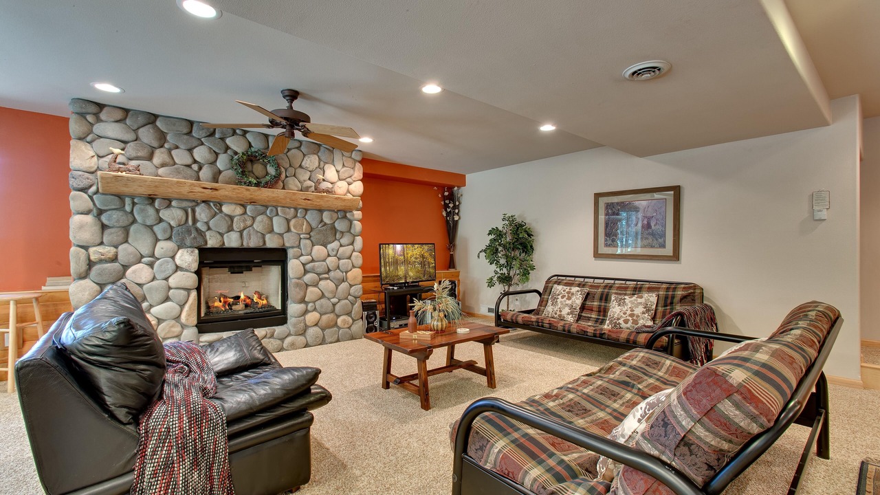 Photo of Bedroom in Christmas Valley