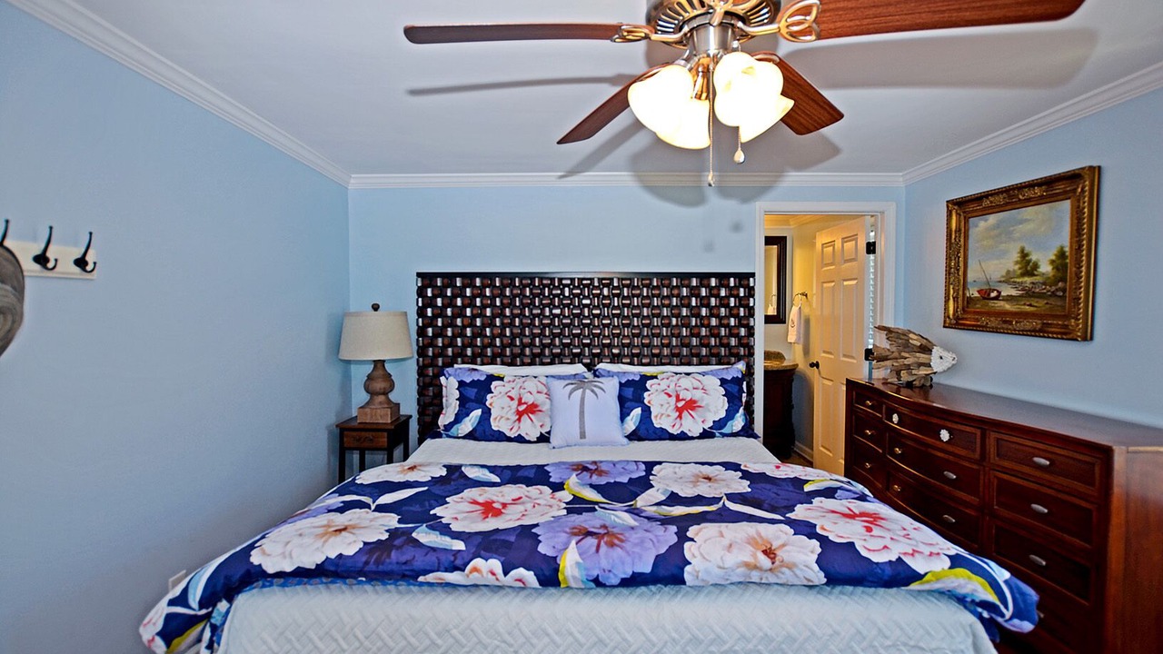 Photo of Bedroom in North Carolina Coast