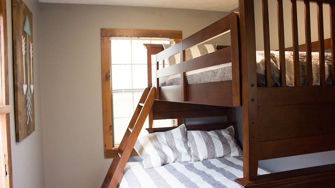 Photo of Bedroom in Smithville