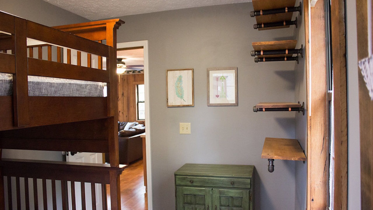 Photo of Bedroom in Smithville