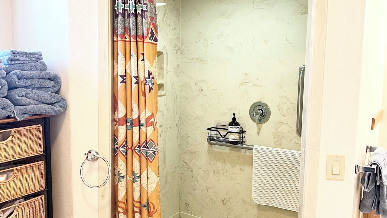 Photo of Bathroom in Blanding