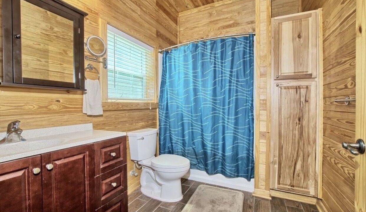 Photo of Bathroom in Milam