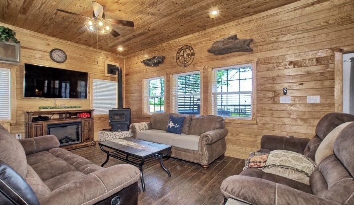 Photo of Bedroom in Milam