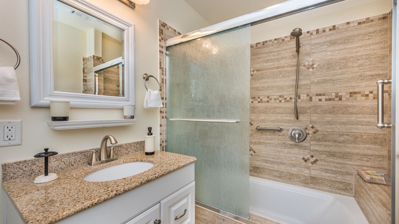 Photo of Bathroom in Paradise