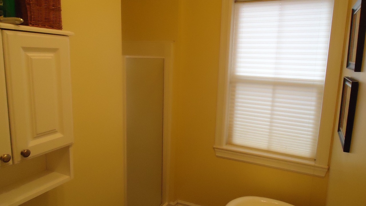 Photo of Bathroom in Queens Square