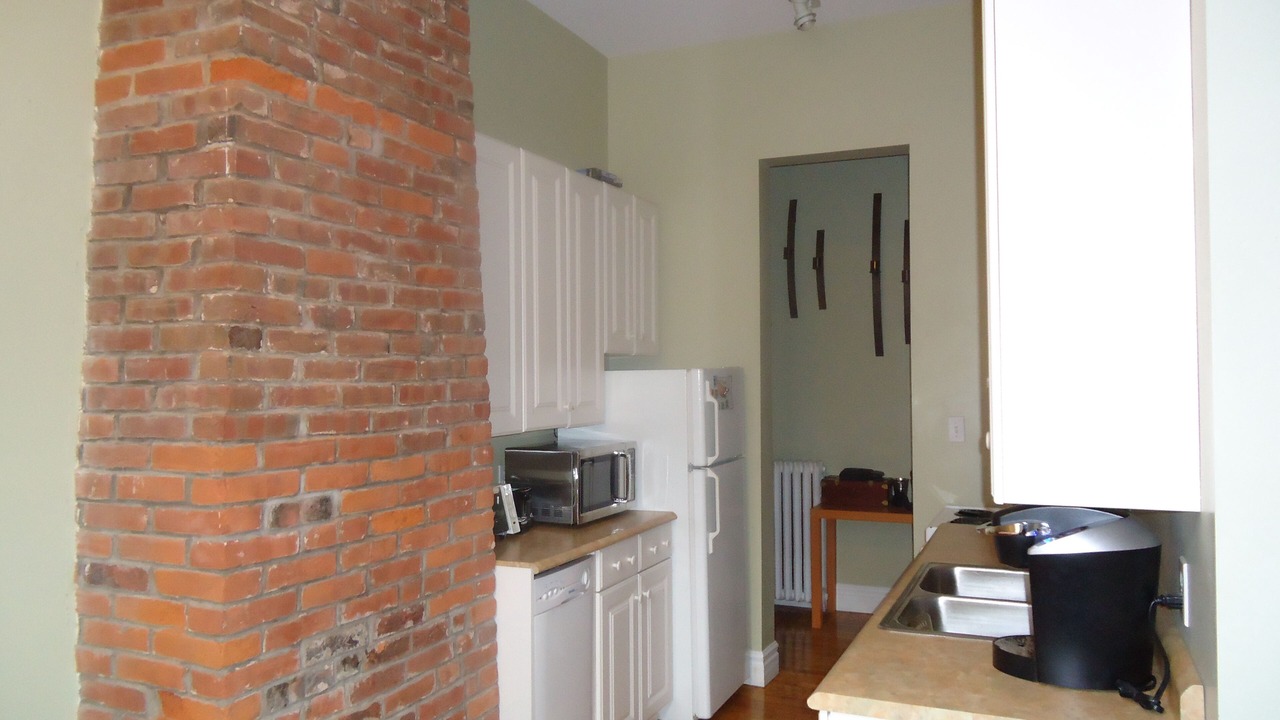 Photo of Kitchen in Queens Square