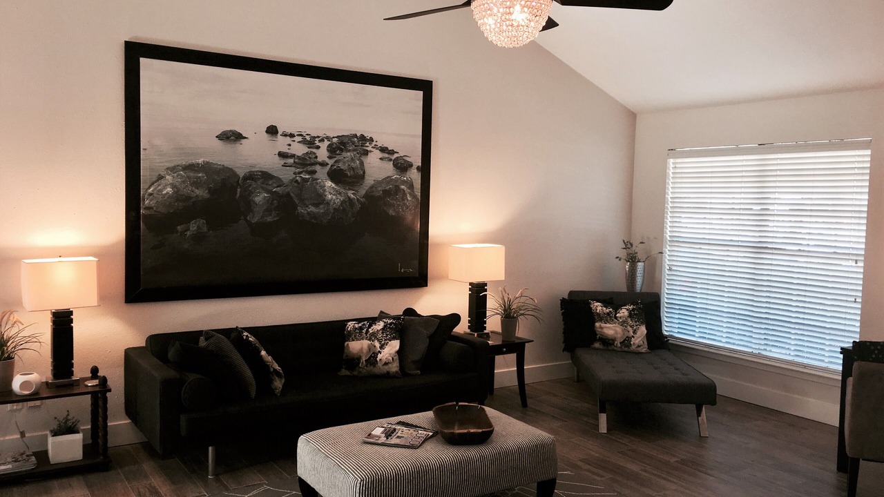 Photo of Livingroom in Westbury