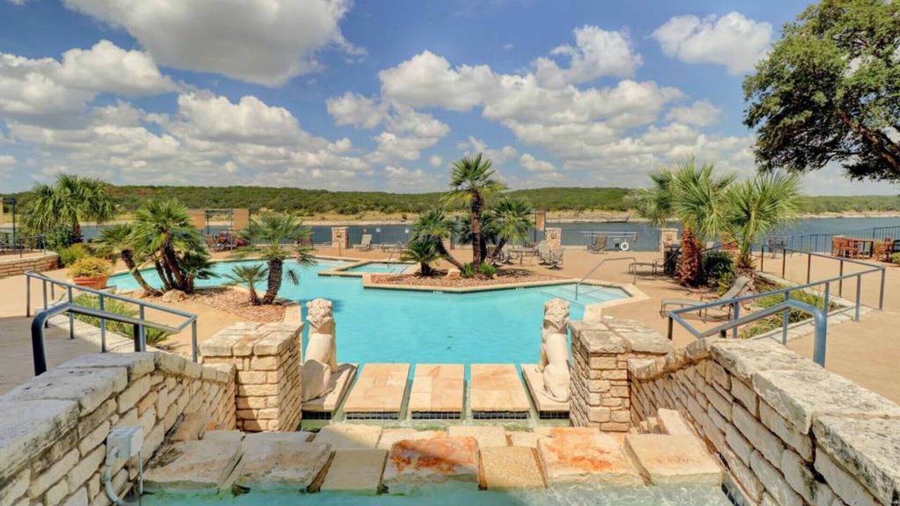 Photo of Outdoor in Highland Lake Estates