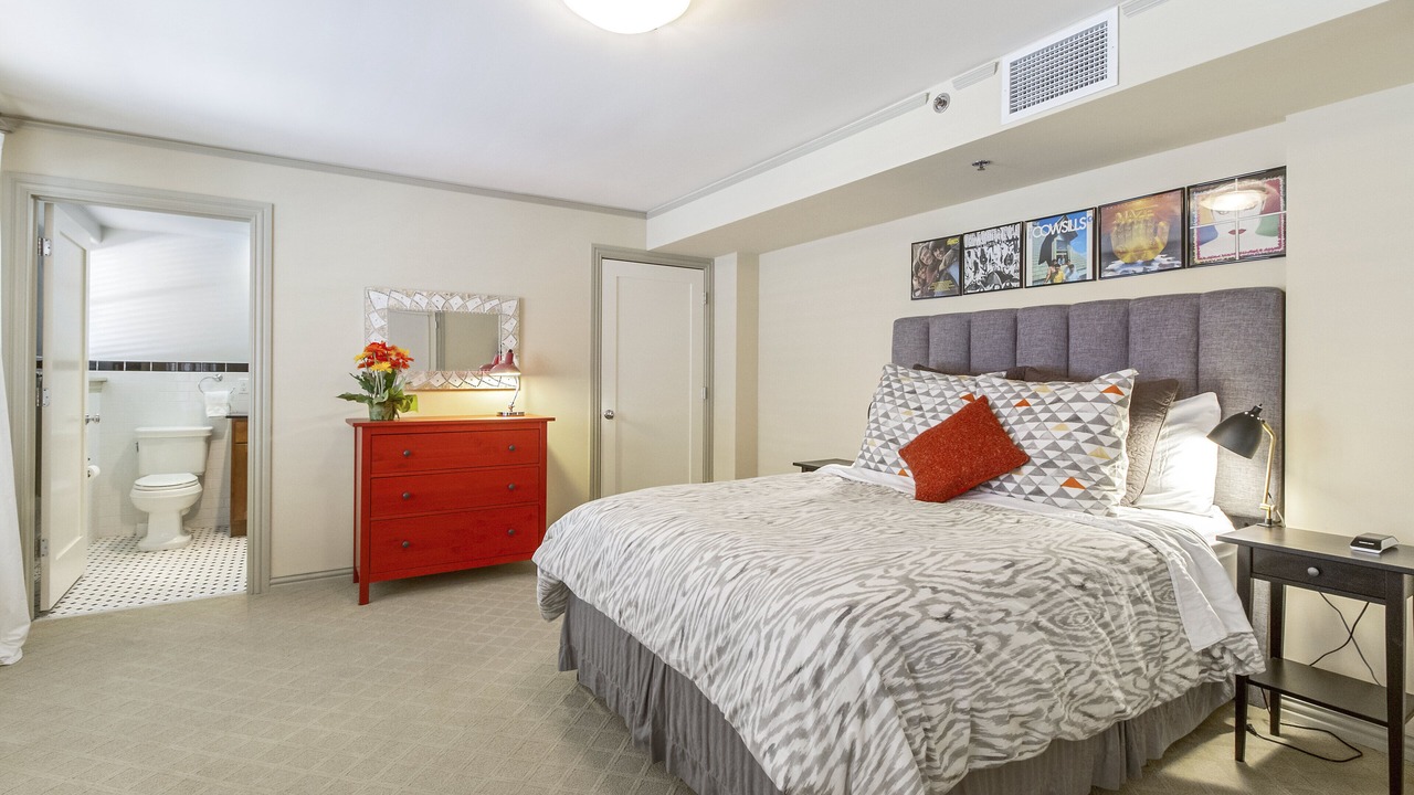 Photo of Bedroom in Midtown