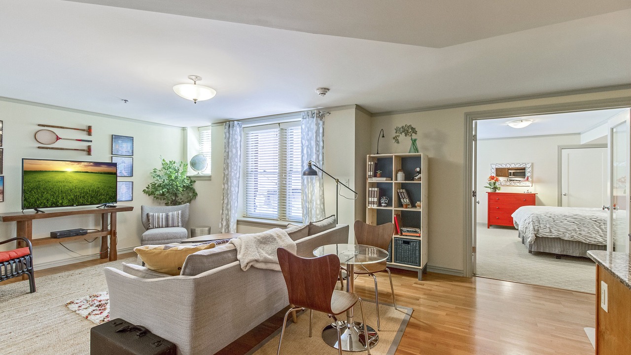 Photo of Bedroom in Midtown