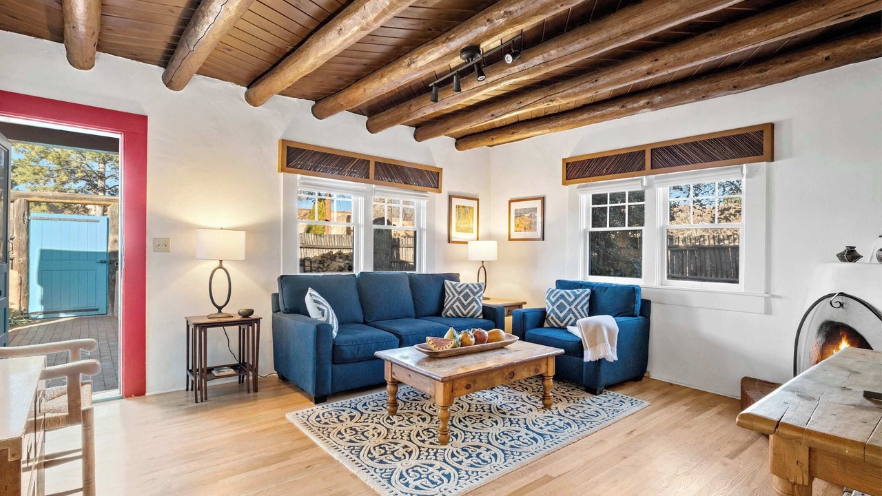 Photo of Livingroom in Downtown Santa Fe