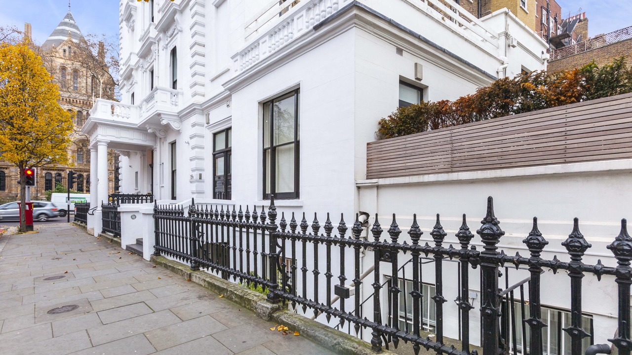 Photo of Outdoor in South Kensington