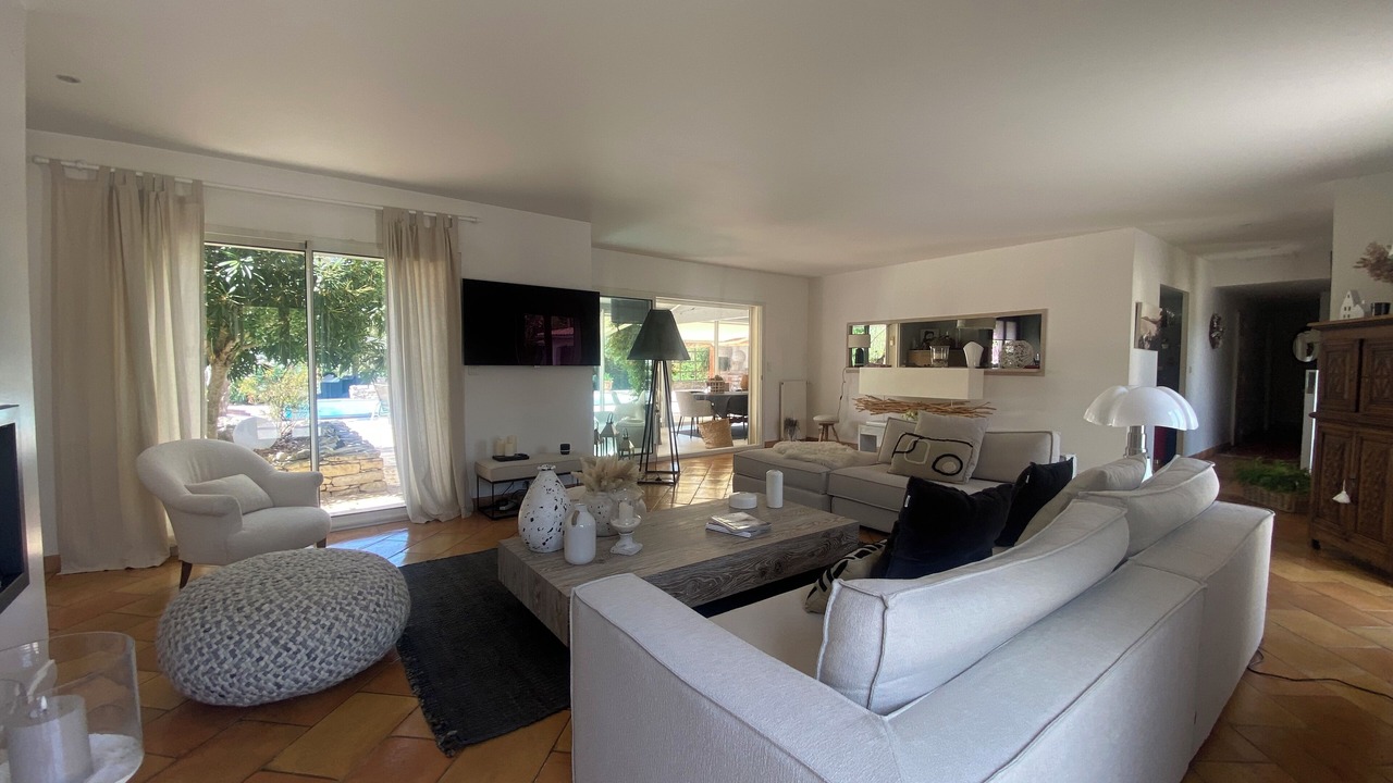 Photo of Livingroom in Saix