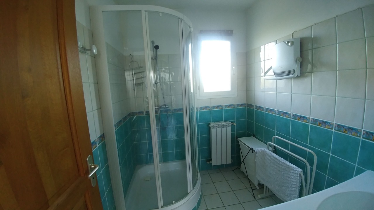 Photo of Bathroom in Uzes