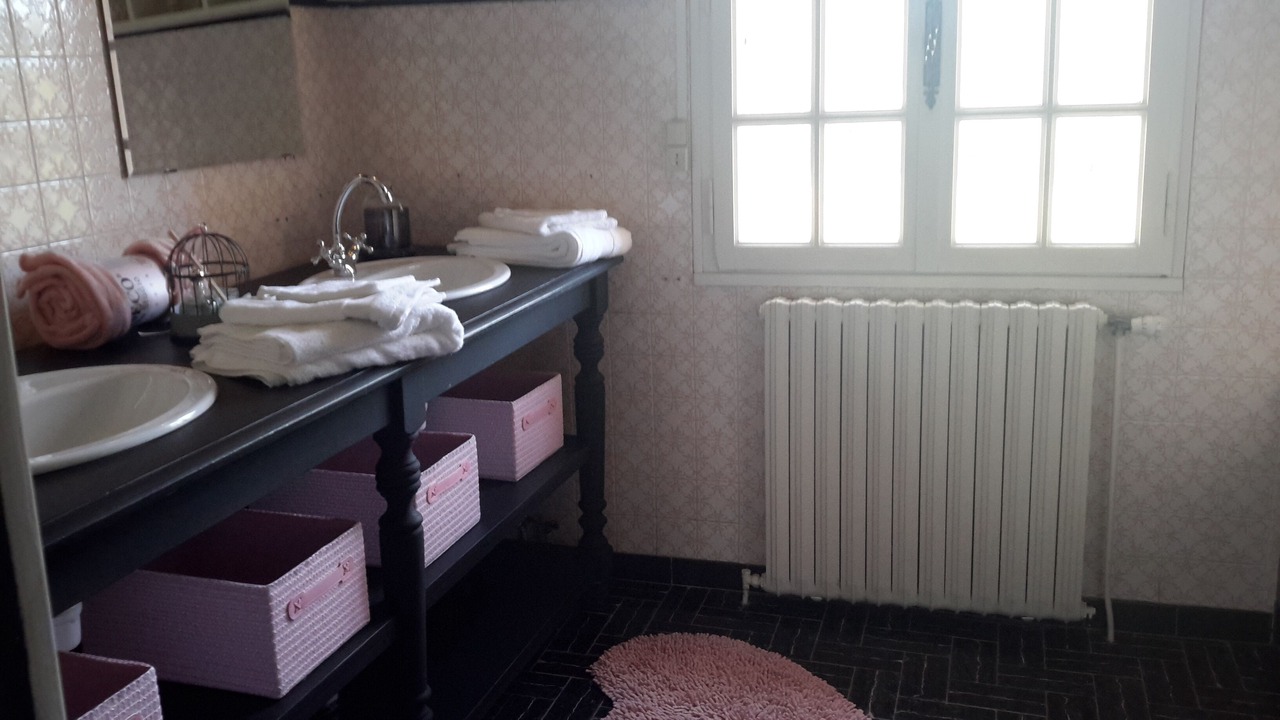 Photo of Bathroom in Quarante