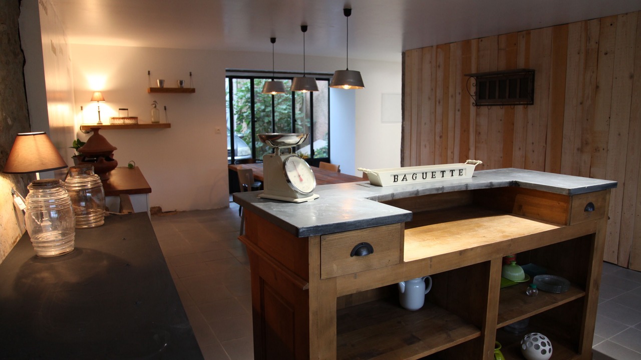 Photo of Others in Quarante