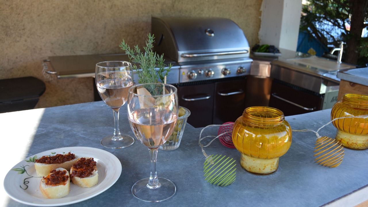 Photo of Others in Quarante