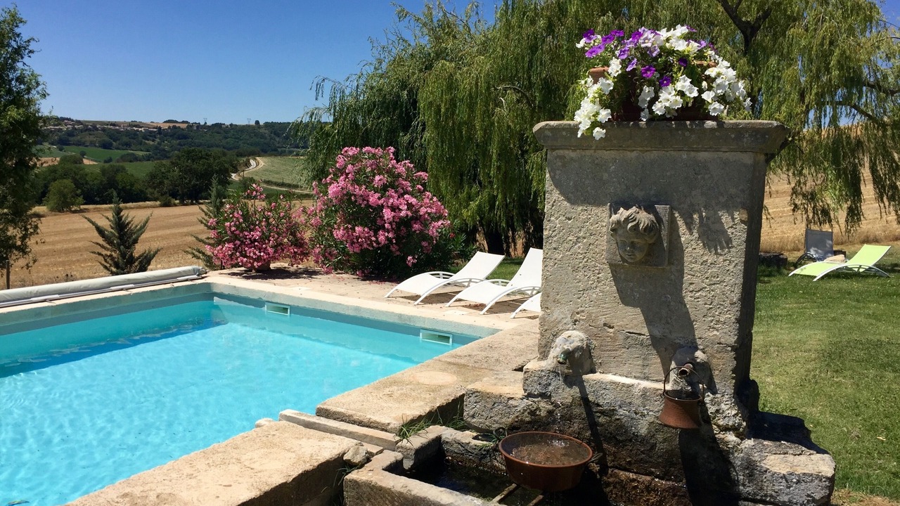 Photo of Outdoor in Pierrerue