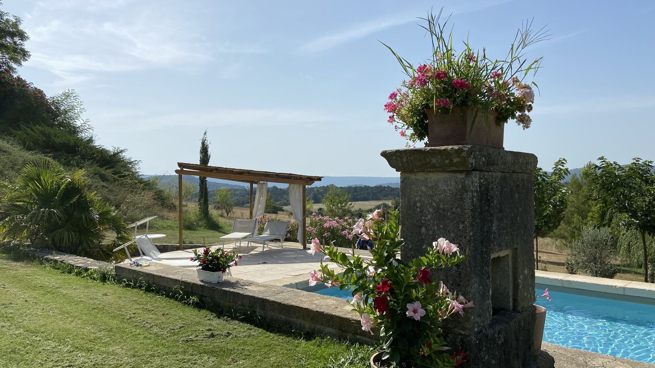Photo of Outdoor in Pierrerue