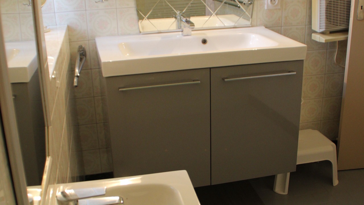 Photo of Bathroom in Saint-Gauderic