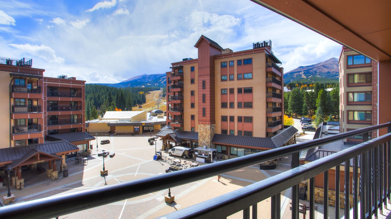 Photo of Patio Balcony in Peak 9