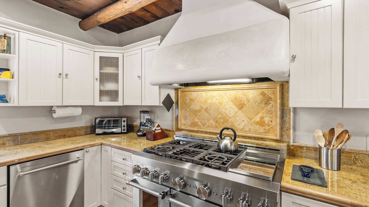 Photo of Kitchen in Historic Eastside