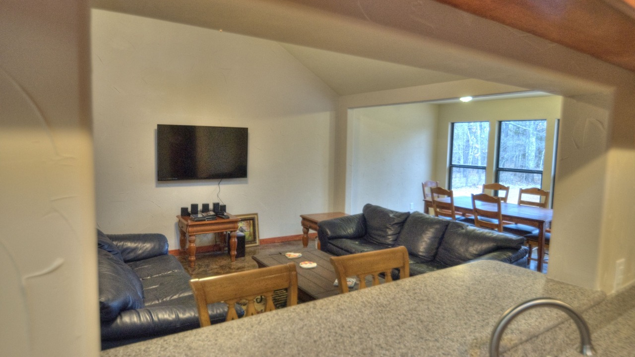 Photo of Livingroom in Hillsboro