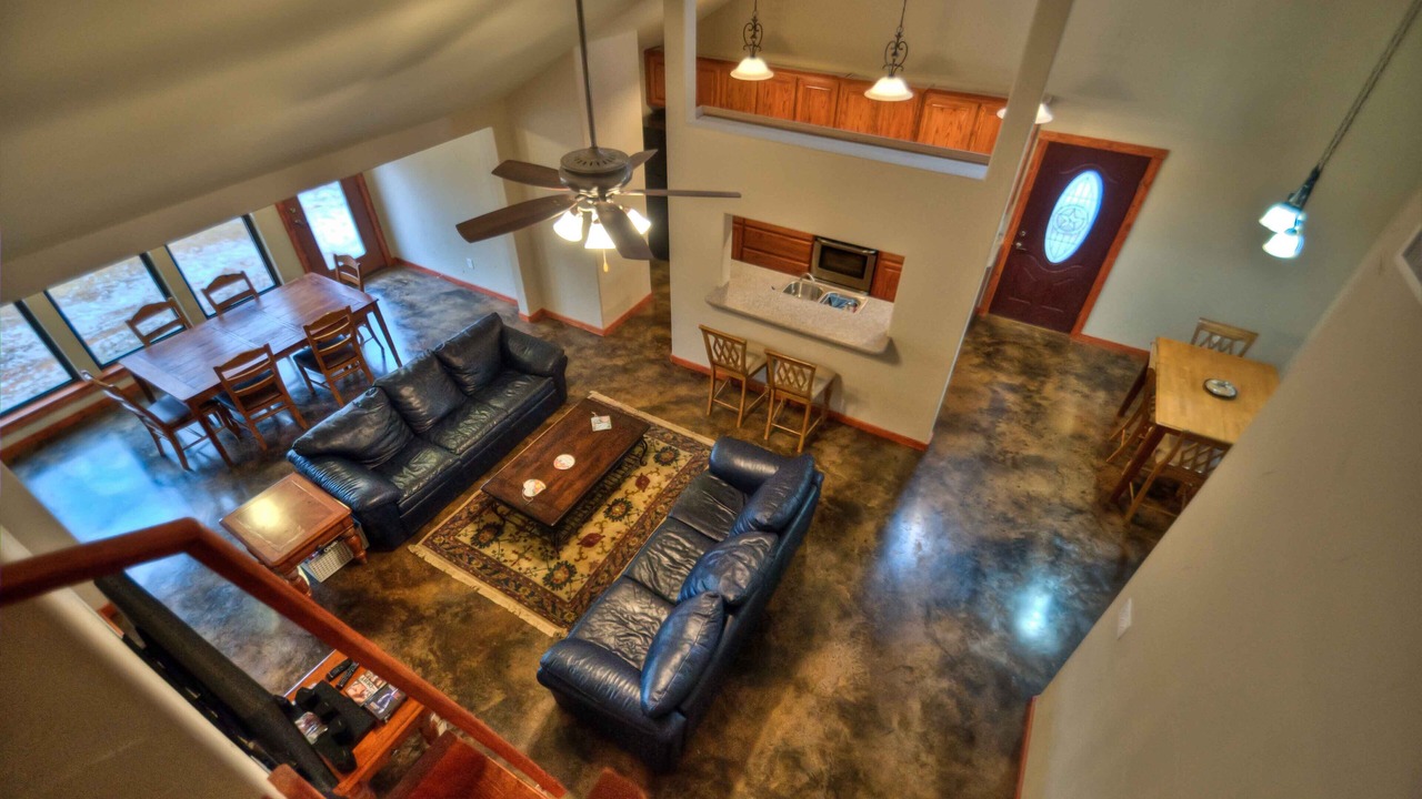 Photo of Livingroom in Hillsboro