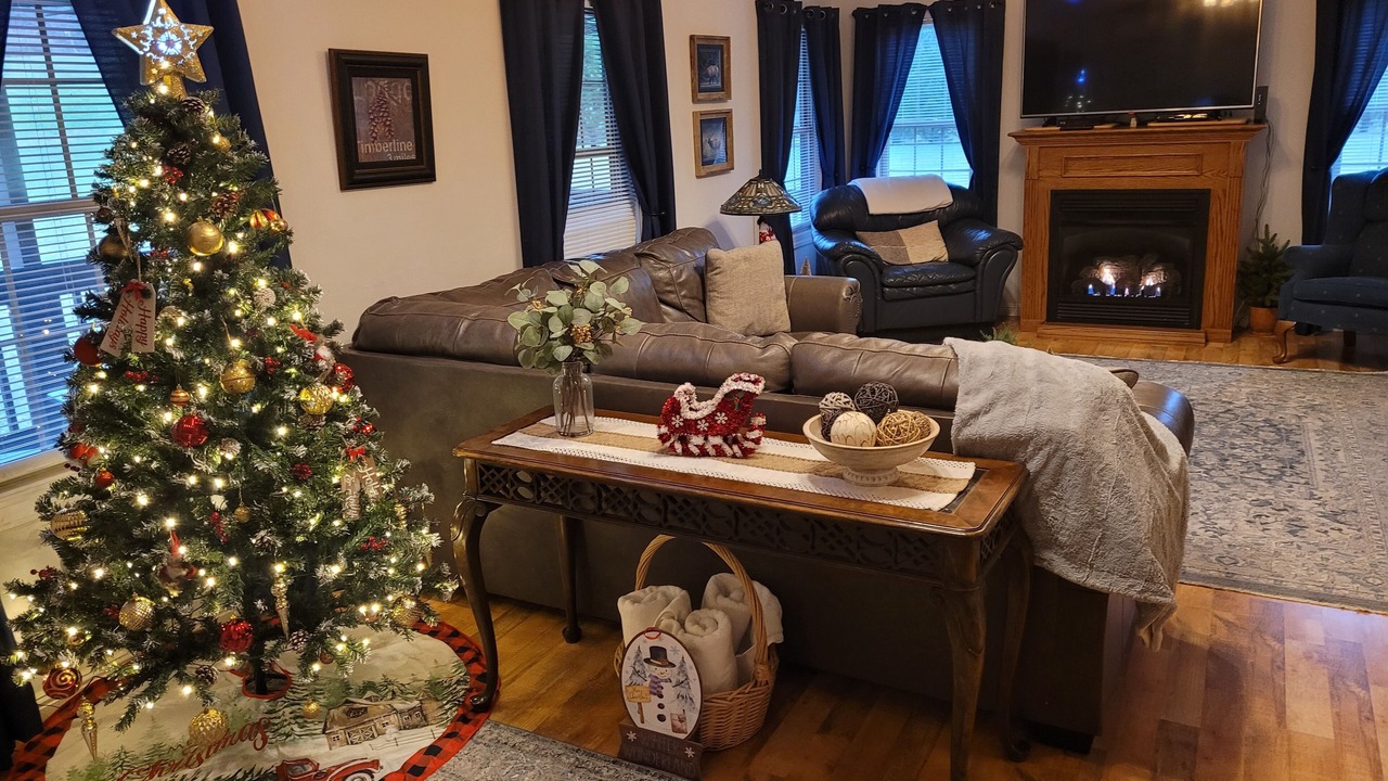 Photo of Livingroom in Whittier