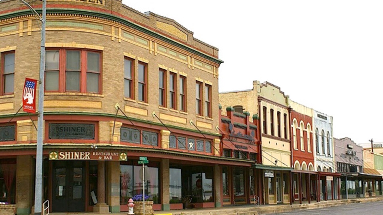Photo of Others in Shiner