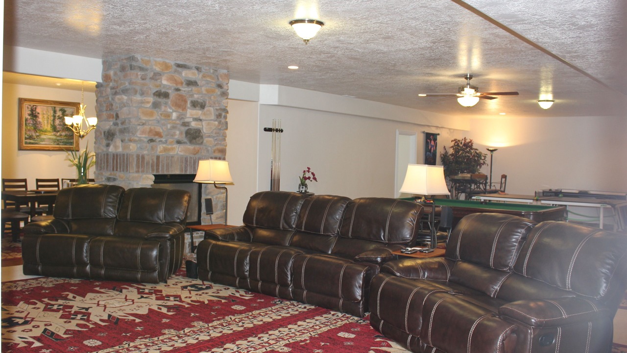 Photo of Livingroom in Taylorsville