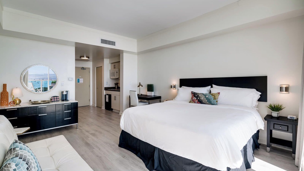 Photo of Bedroom in Coconut Grove
