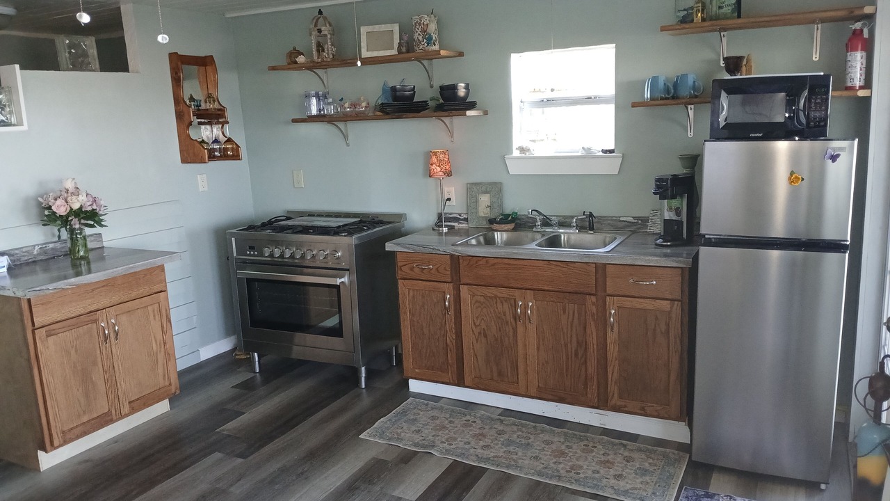 Photo of Bedroom in Bacliff