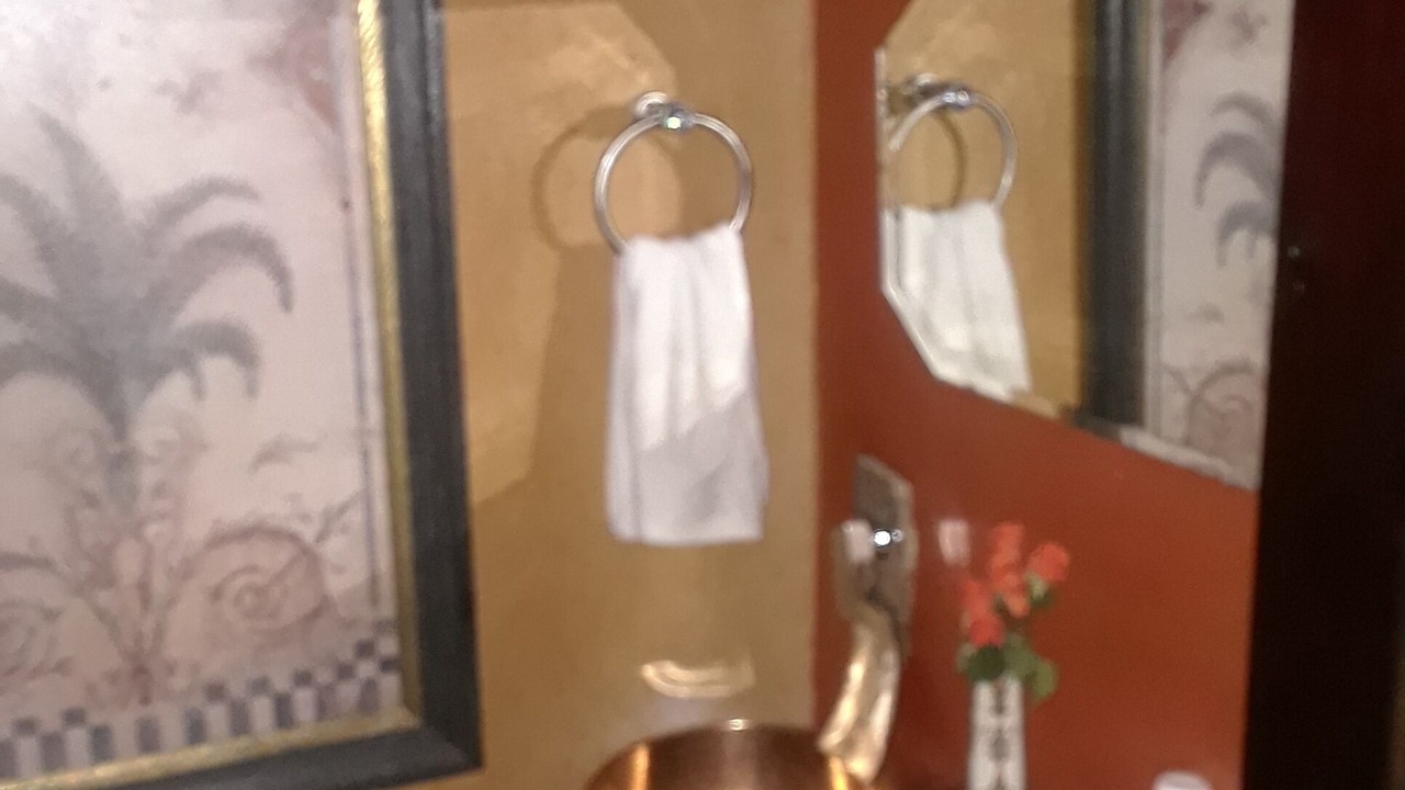 Photo of Bedroom in Bacliff