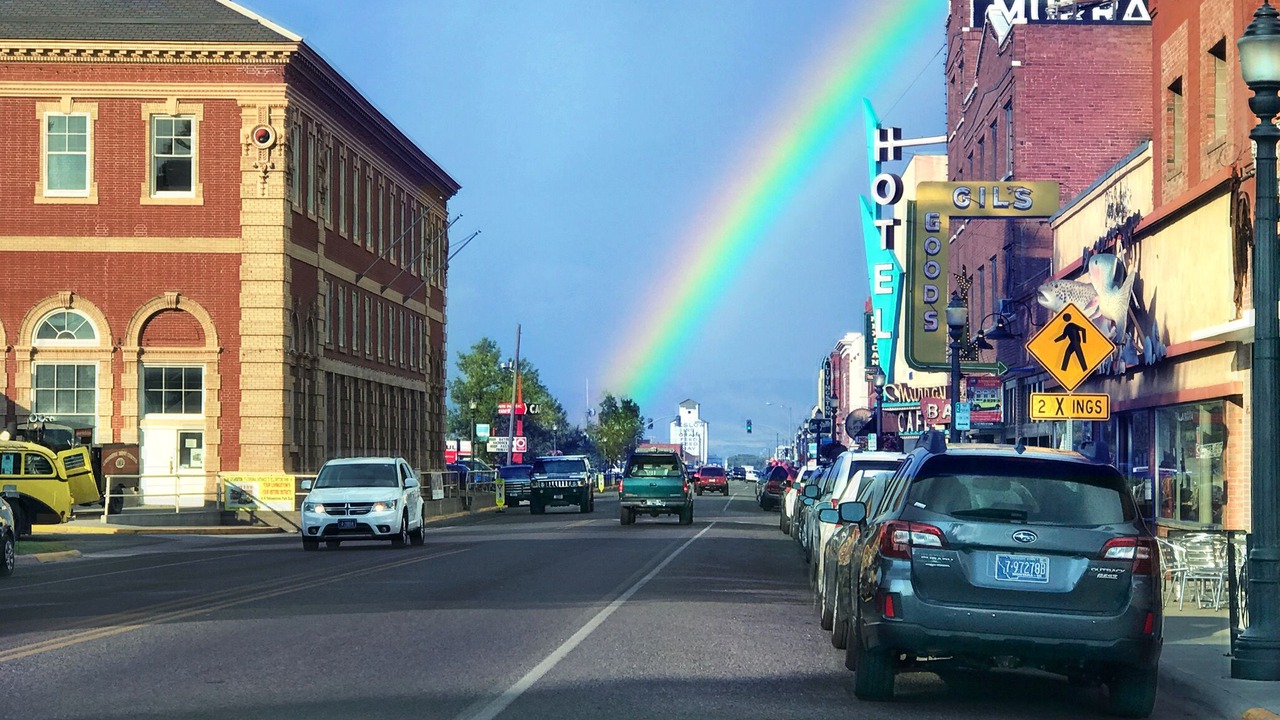 Photo of Others in Emigrant