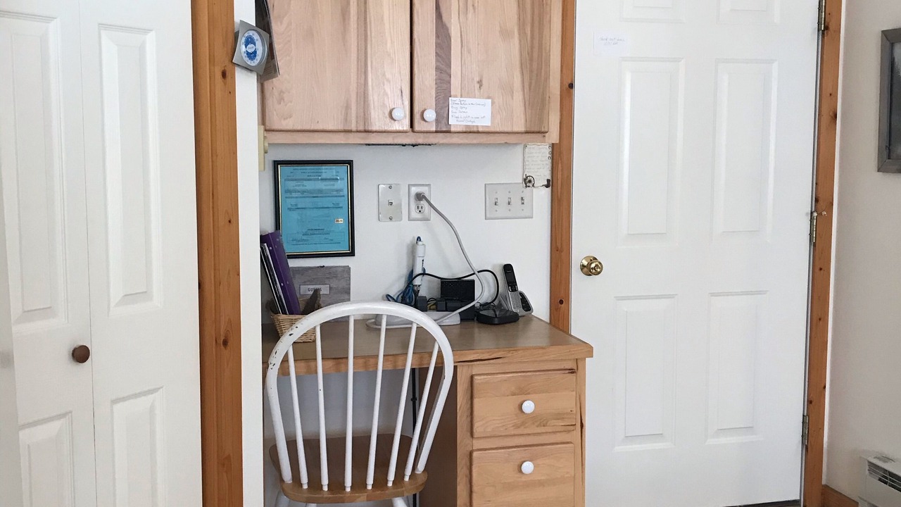 Photo of Others in Emigrant