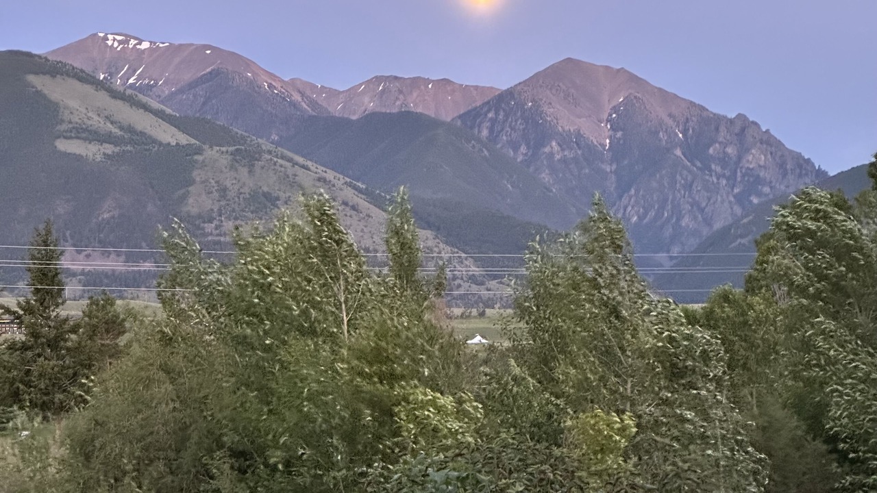 Photo of Others in Emigrant