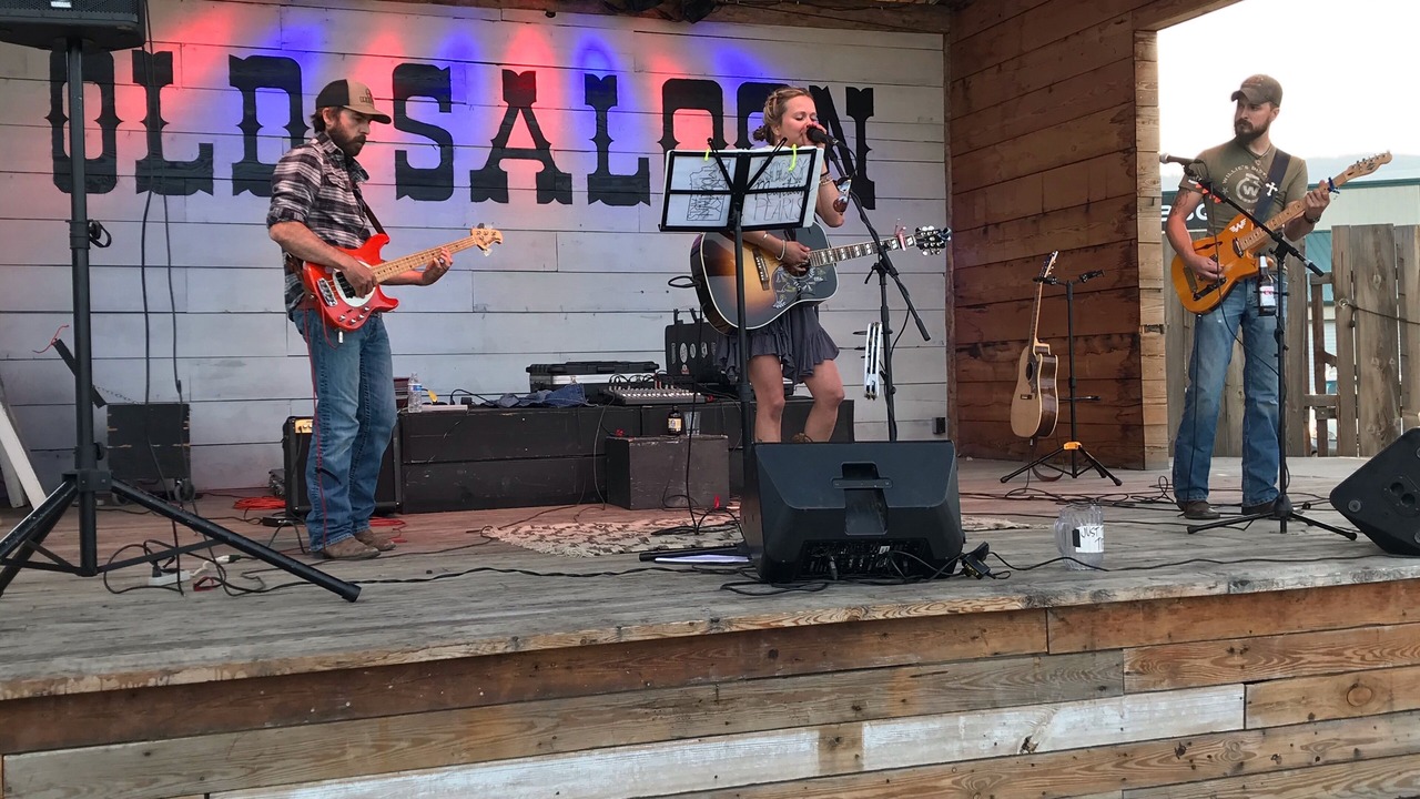 Photo of Others in Emigrant