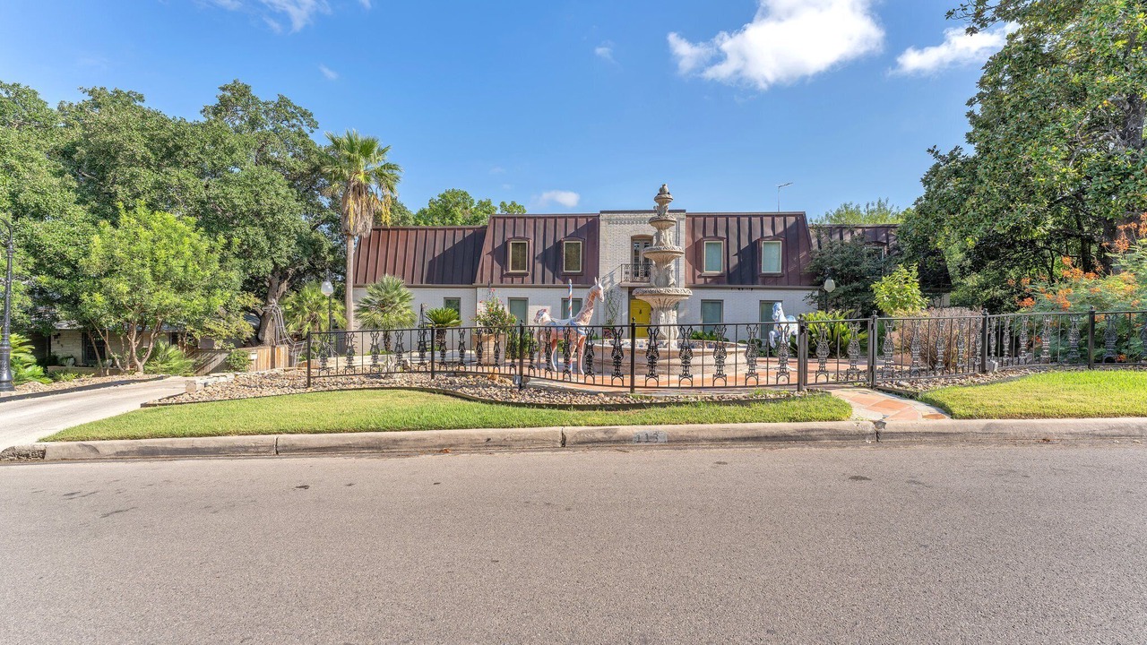 Photo of Outdoor in Oak Park - Northwood