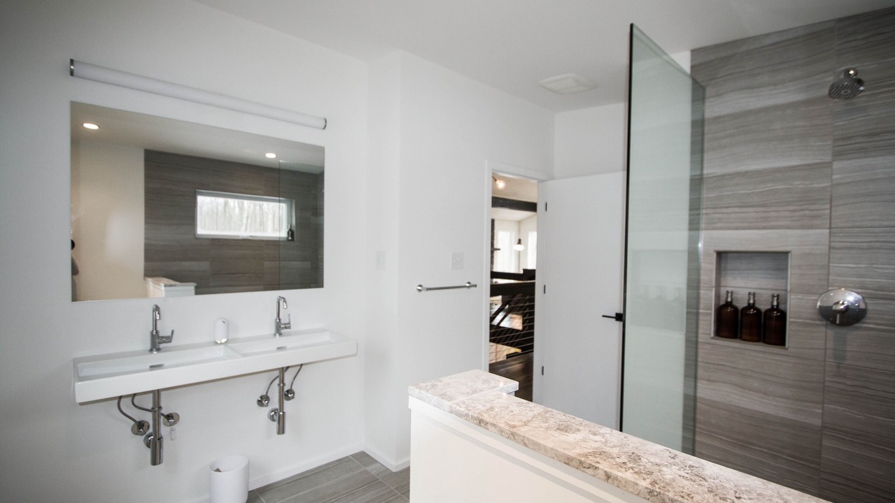 Photo of Bathroom in Narrowsburg