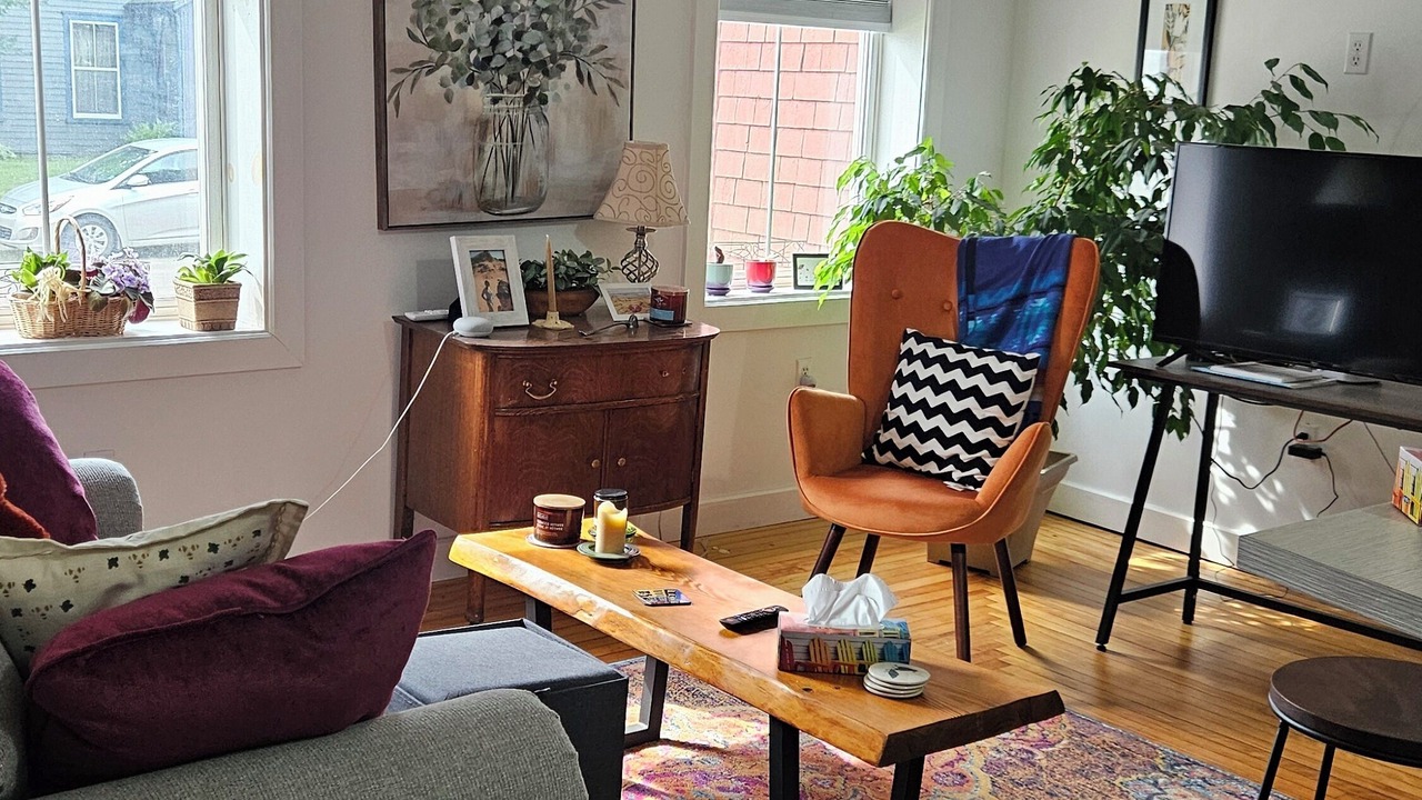 Photo of Livingroom in Queens Square