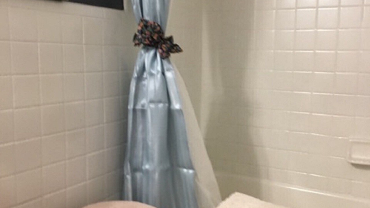 Photo of Bathroom in Knox - Henderson