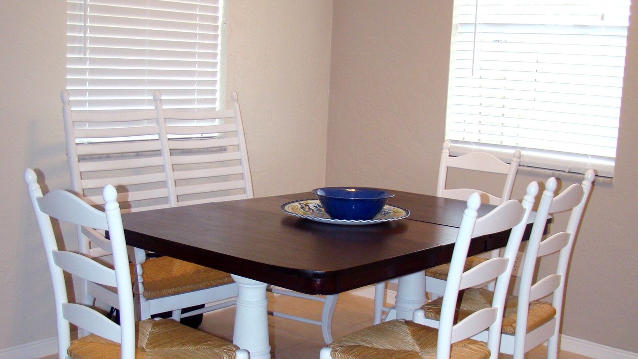 Photo of Bedroom in Knollwood Beach
