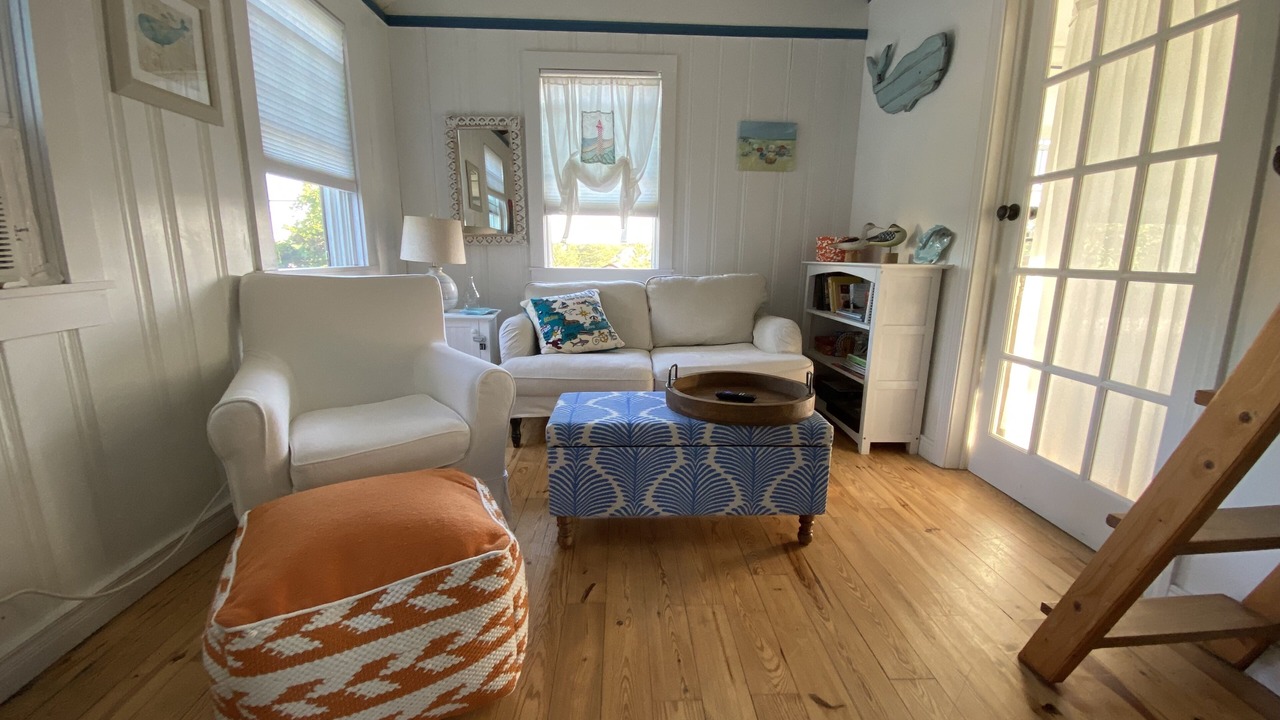 Photo of Livingroom in East Sandwich