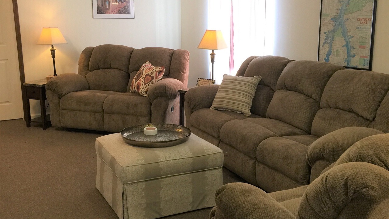 Photo of Livingroom in Springville