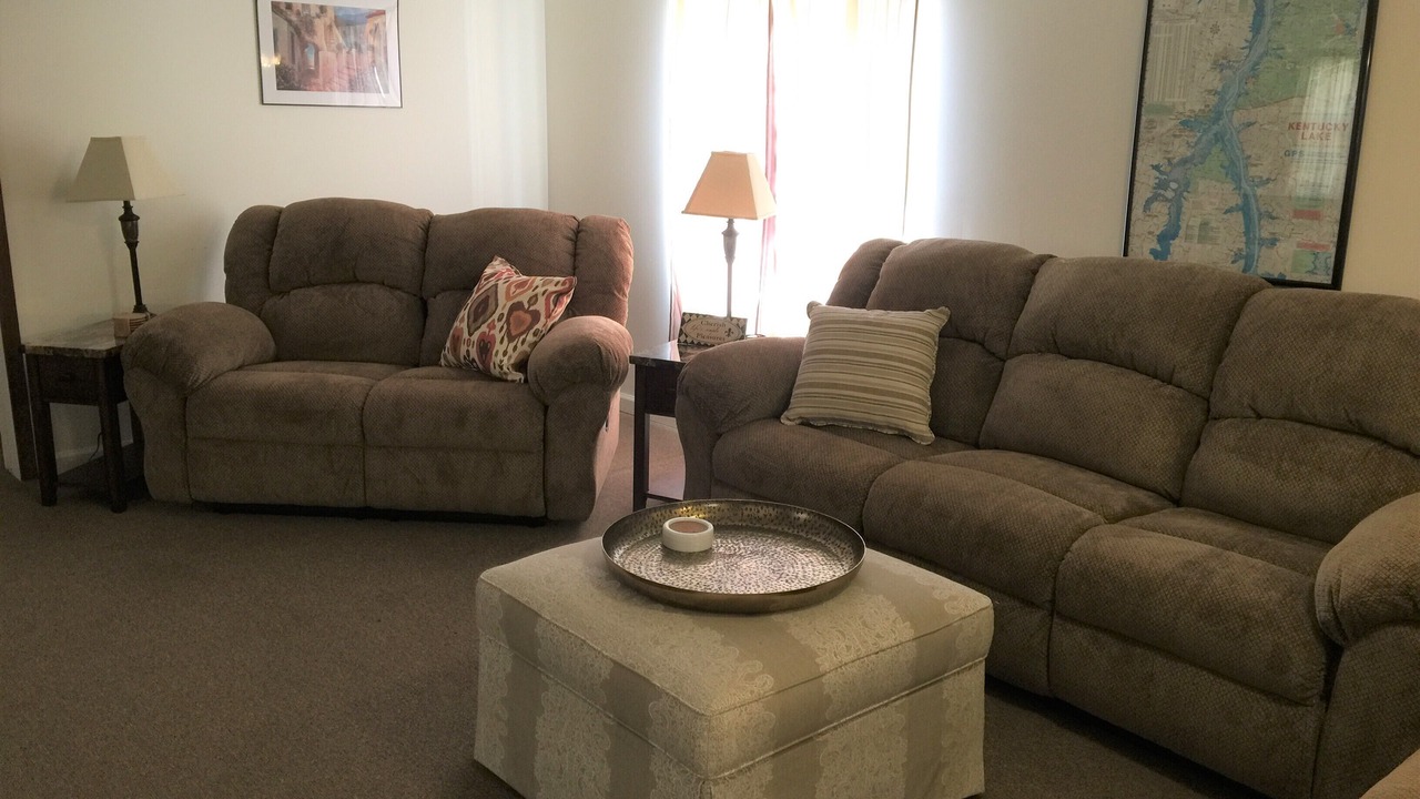 Photo of Livingroom in Springville