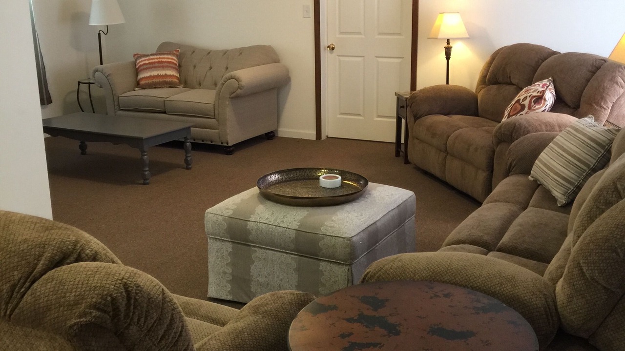 Photo of Livingroom in Springville