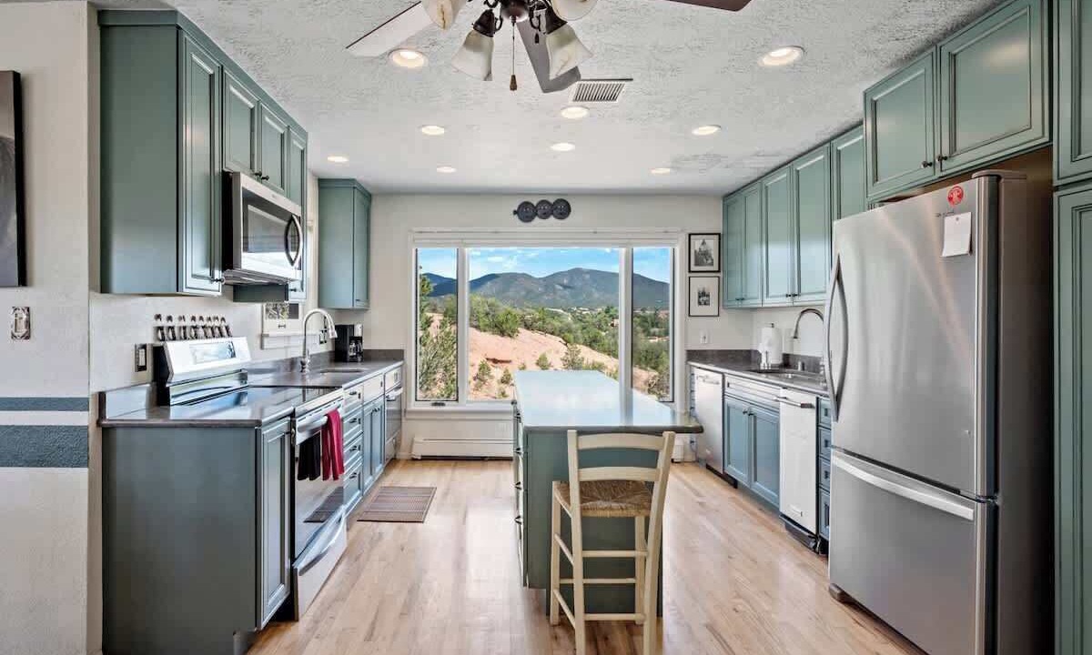 Photo of Kitchen in Northeast Santa Fe